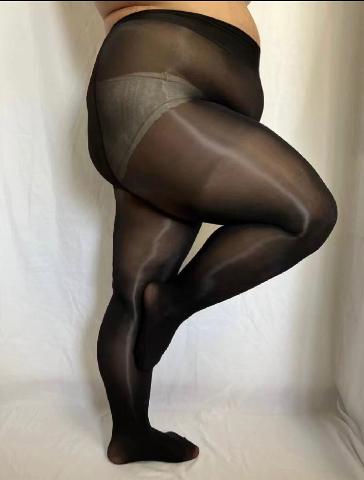 Plus-Size Tights fits up to 120 kilos